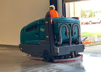 M20 Sweeper-Scrubber cleaning machine