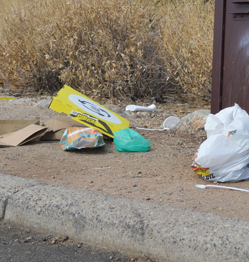 janitorial service thinks trash should bepicked up